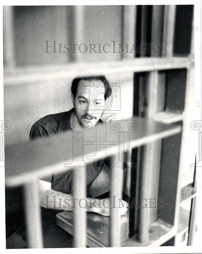 1987 Press Photo Allan Teasel system failed - Historic Images