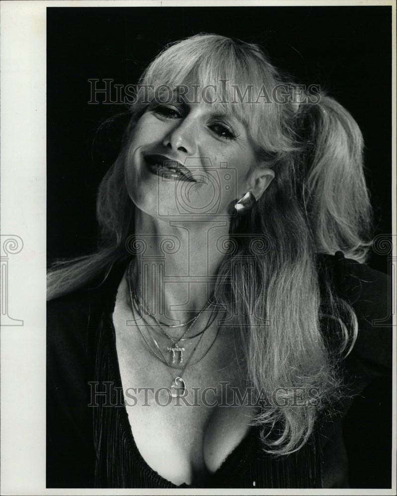 1982 Press Photo Dolly Parton Singer Songwriter Actress - Historic Images