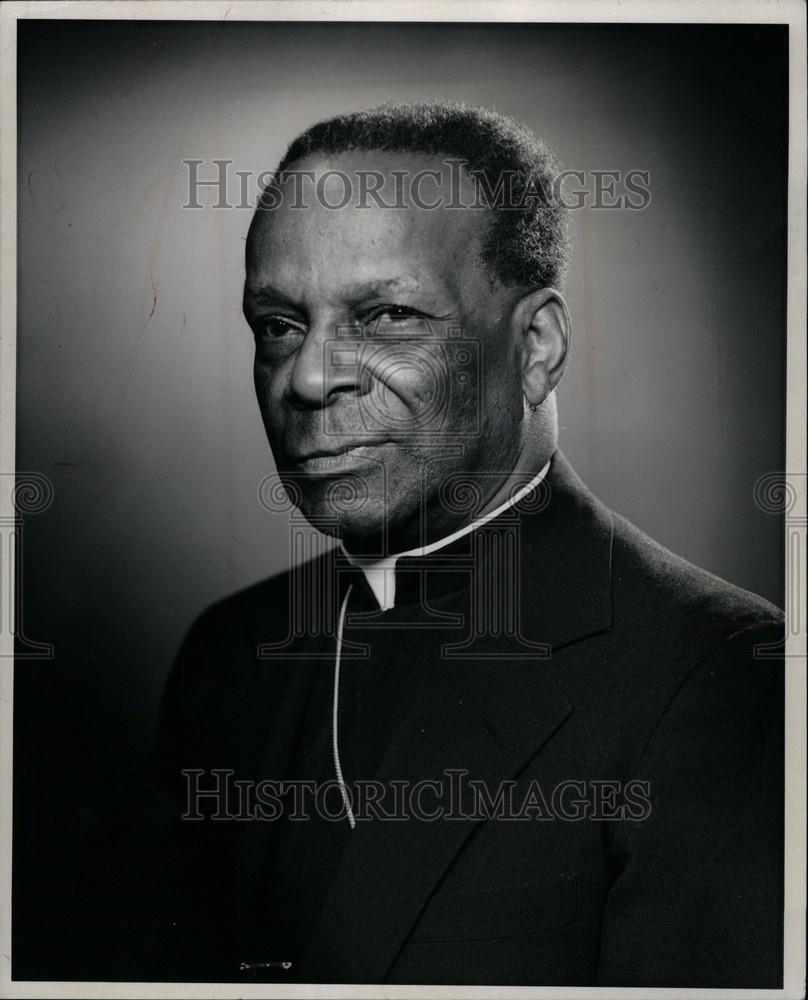 1973 Press Photo Rev.Canon Malcolm Dade retirement - Historic Images