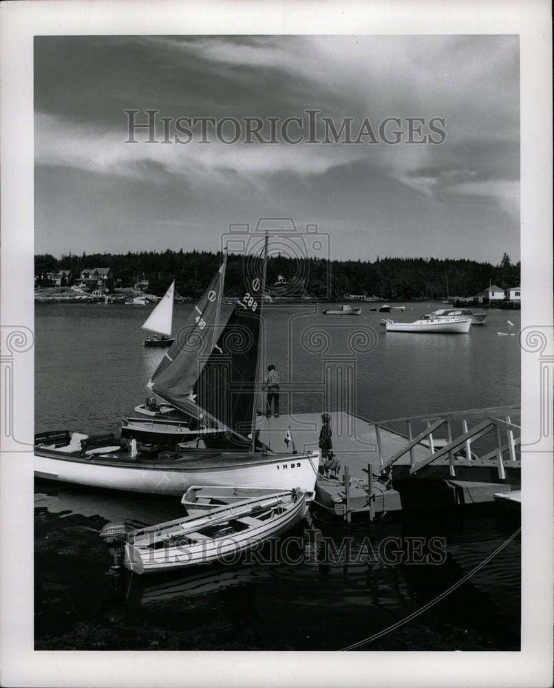 1980 Press Photo Maine coastal sailboat sailing sea - Historic Images