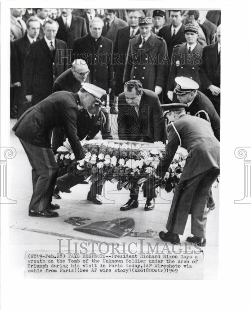 1969 Press Photo Nixon Tomb Unknown France Arch Triumph - Historic Images