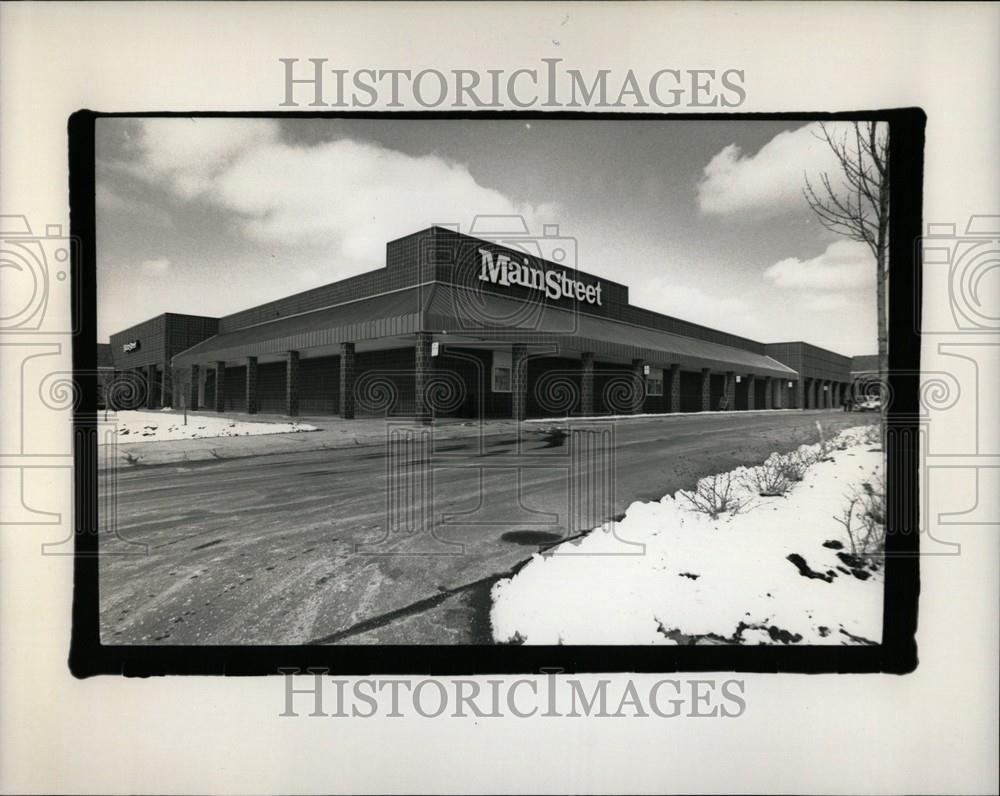 1989 Press Photo Main Street - Historic Images