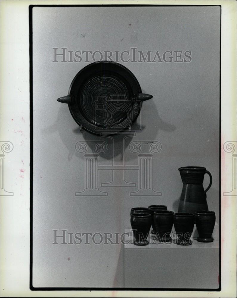 1965 Press Photo hugh grannum photos platter pitcher - Historic Images