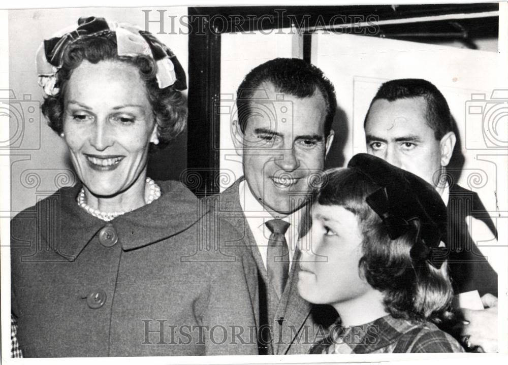 1960 Press Photo Richard Nixon Pat Julie Dick Patricia - Historic Images