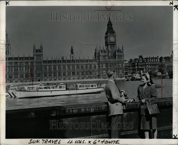 1956 Press Photo Norris salmon Thames River London - Historic Images