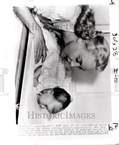 1954 Press Photo Audry Totter Actress Baby Girl Fred - Historic Images