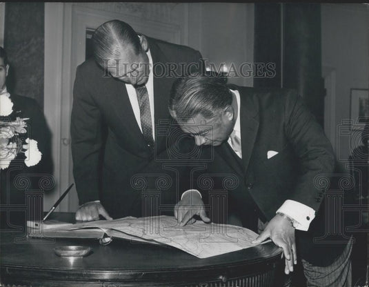 1964 Press Photo Prince Philip At Mexican Embassy London M. L. Don Antonio - Historic Images