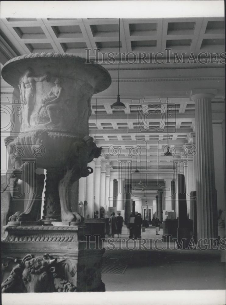 Press Photo Inside The British Museum - Historic Images