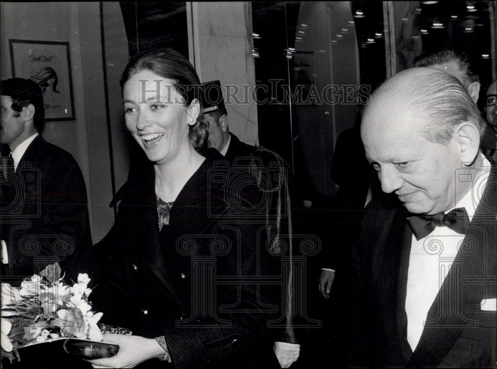 1970 Press Photo Princess Paola of Belgium &amp; AmbRobert Rotschild - KSC25755 - Historic Images