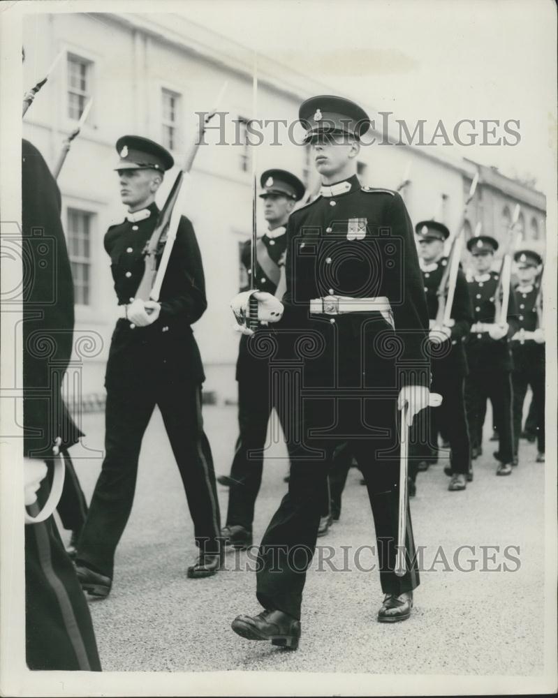 1955 Press Photo Duke of Kent On Parade At Sandhurst - Historic Images