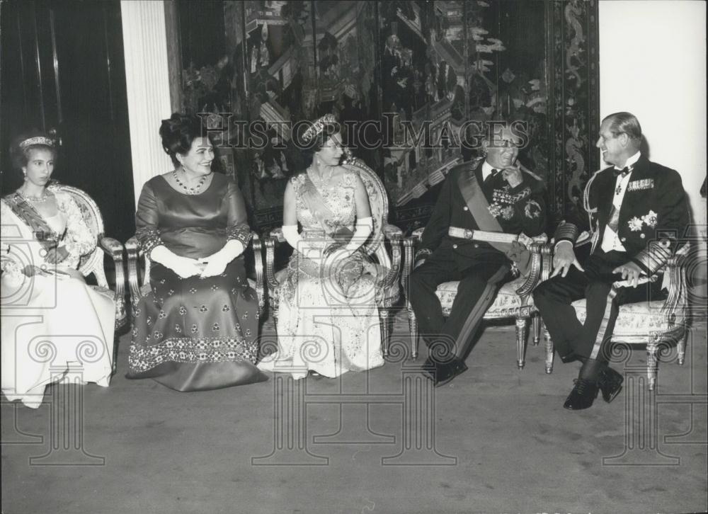 1972 Press Photo Queen &amp; Duke of Edinburgh &amp; Princess Anne In Yugoslavia - Historic Images