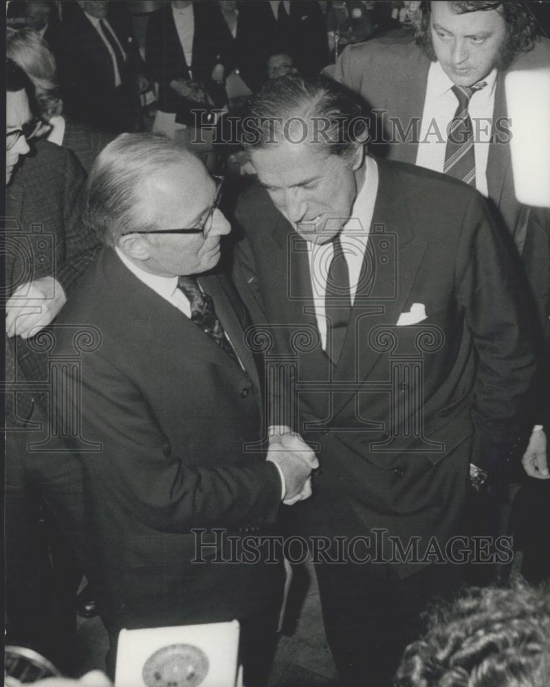 1973 Press Photo Mr. Roland "Tiny" Rowland,& rival Sir Basil Smallpiece - Historic Images