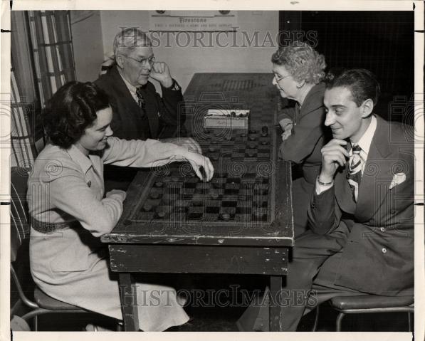 1949 Press Photo Mr. &amp; Mrs. Berg Mr. &amp; Mrs. Edwards - Historic Images