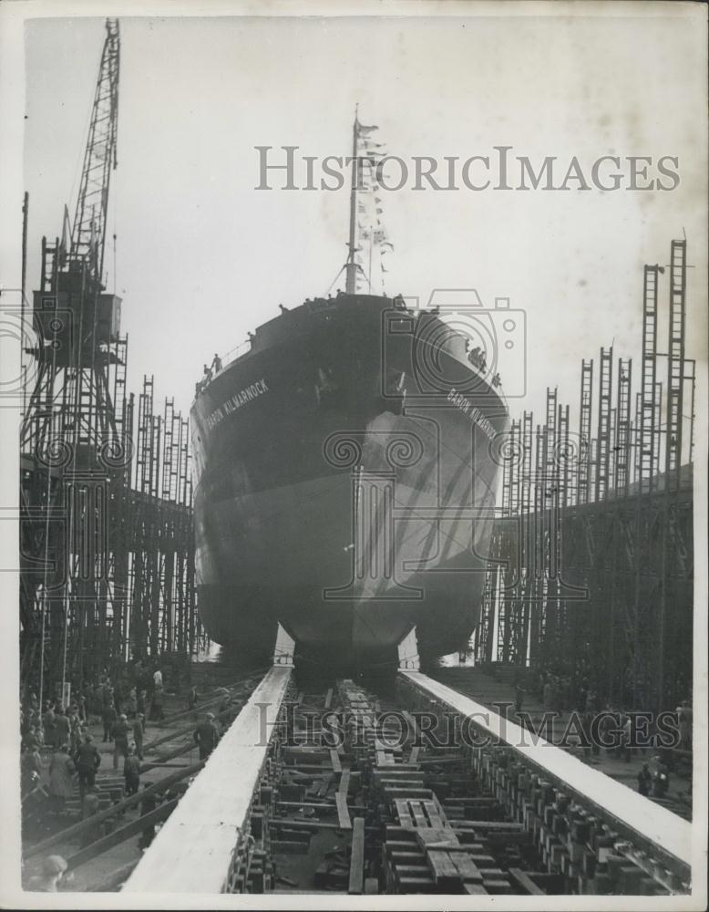 1953 Press Photo Launching of the Baron Kilmarnock&quot; In Scotland&quot; - Historic Images