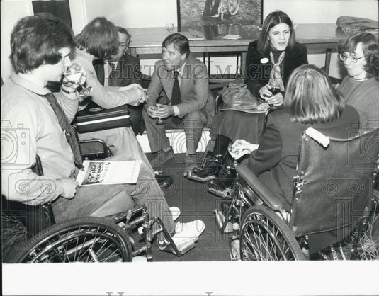 1979 Press Photo Alf Morris Minister For Disabled Muscualr Dystrophy Patients - Historic Images