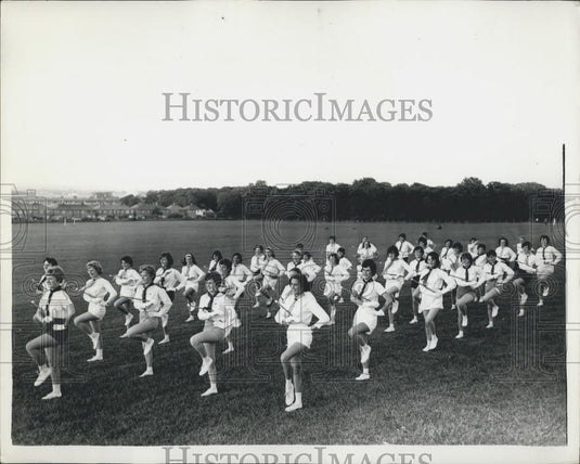 1963 Press Photo Girl Guides Sea Rangers Hillingdon Middlesex American Style - Historic Images