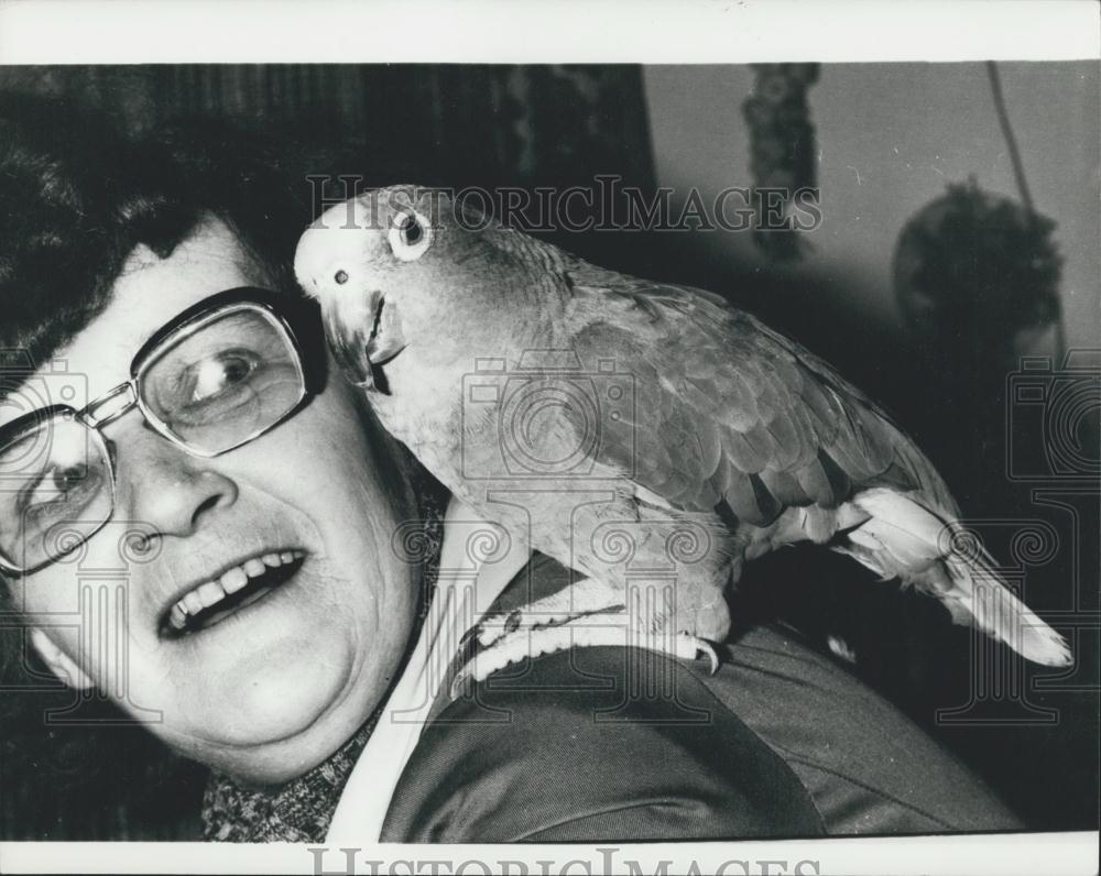 1979 Press Photo Polly The Parrot Helps Police Make Arrest - Historic Images