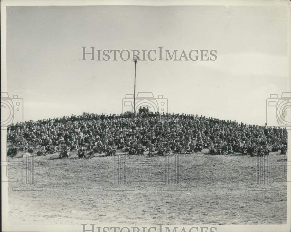 1953 Press Photo Part Large Crown Farmborough Air Show - Historic Images