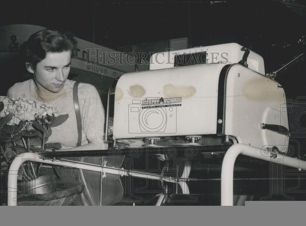 1950 Press Photo Preview Of The British Industries Fair - Historic Images