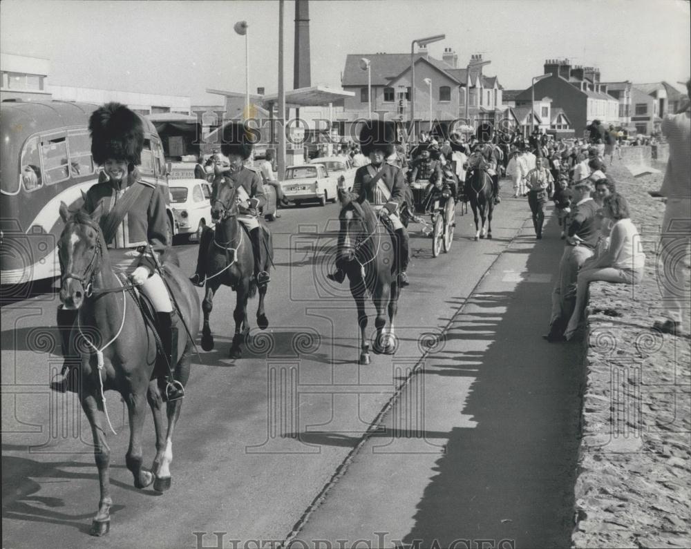 Press Photo Procession Nears St. Peter's Port - Historic Images