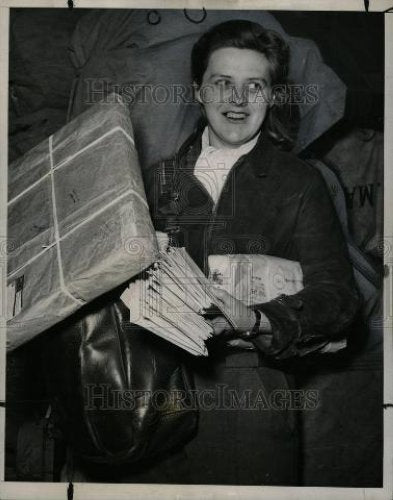 1944 Press Photo Mrs. Marie Hagelund - Historic Images