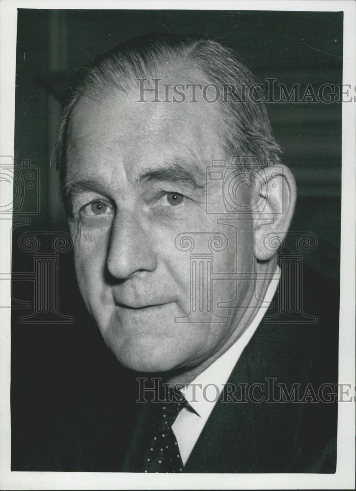 1962 Press Photo Thomas Galbraith Listens To Spy" Talks in House" - Historic Images