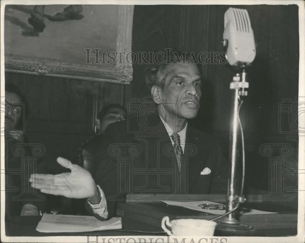 1951 Press Photo India High Commissioner Krishna Menon - Historic Images