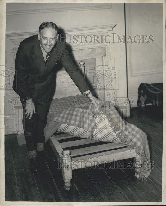 1957 Press Photo Cheam School, Headley, Newbury - Historic Images