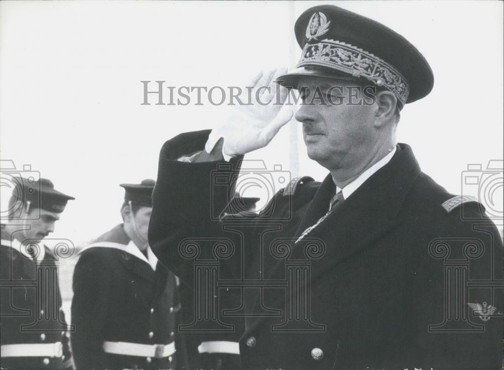 Press Photo French rear admiral Philippe De Gaulle on visit in Hamburg - Historic Images
