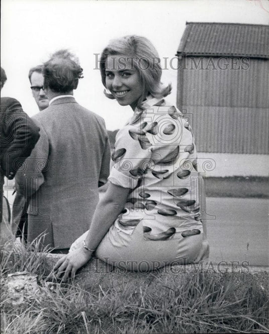 Press Photo Helga Mayerhofer,model - Historic Images