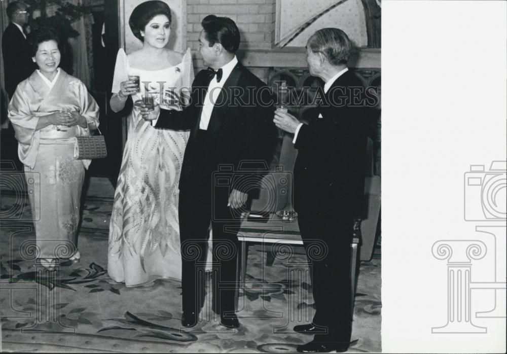 1977 Press Photo The President and Mrs. Marcos at a reception - Historic Images