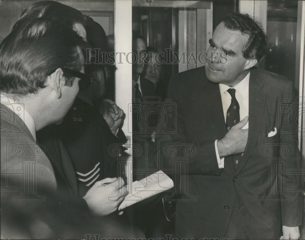 1966 Press Photo London and Salisbury. were Restored Today - Historic Images