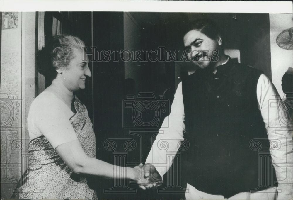 1973 Press Photo Bangladesh Minister Kamal Hossain &amp;India PM Indira Gandhi - Historic Images