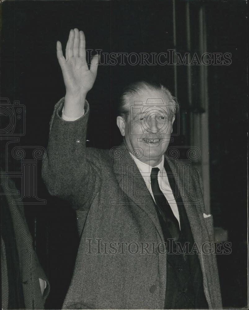 1959 Press Photo Prime Minister Harold Macmillan London No. 10 Downing Street - Historic Images