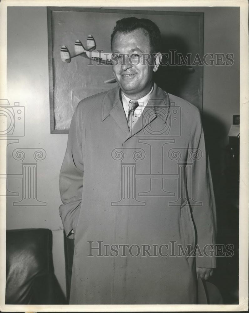 Press Photo Yugoslavian Vice President of Economic Affairs Svetczar Vukmanovis - Historic Images