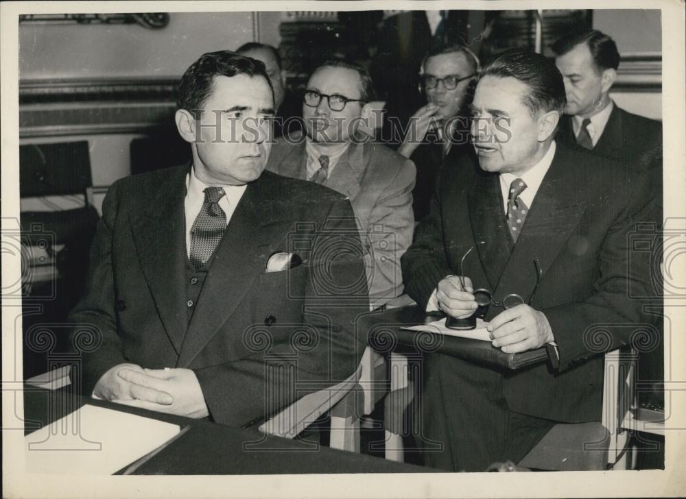 1956 Press Photo Five Power Disarmament talks open in London - Historic Images