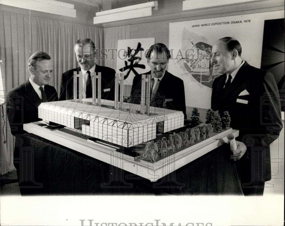 1948 Press Photo Model of British Pavilion for Japan World Exposition - Historic Images