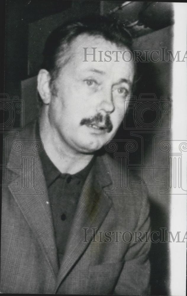 1972 Press Photo IRA Chief Of Staff Sean MacStiofain In Bridewell Prison Dublin - Historic Images