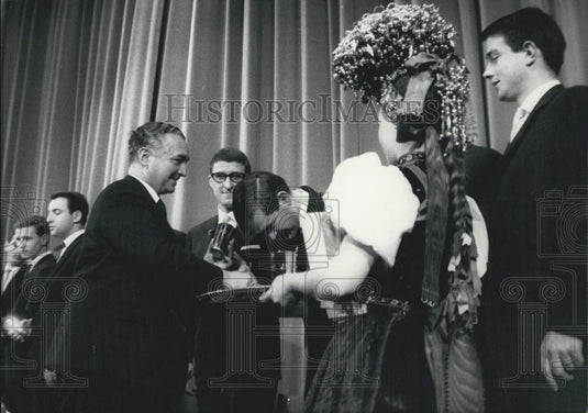 Press Photo Vice Chancellor Dr. Mende - Historic Images