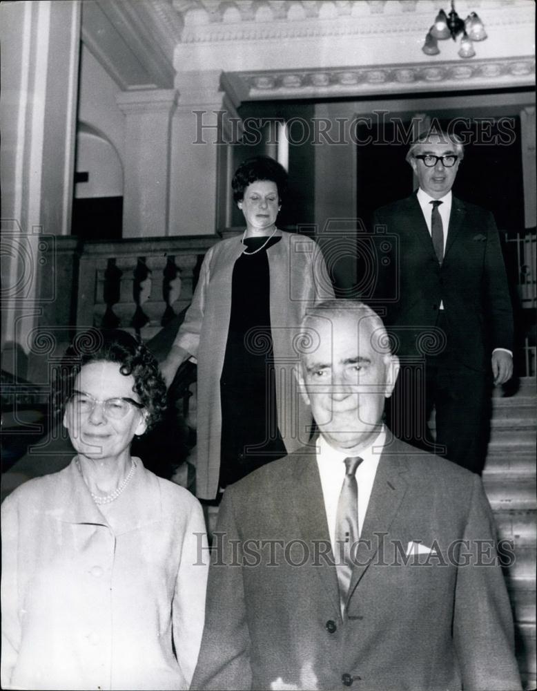 1966 Press Photo Mr. Michael Stewart &amp; wife &amp; Mr. Brown and his wife - Historic Images