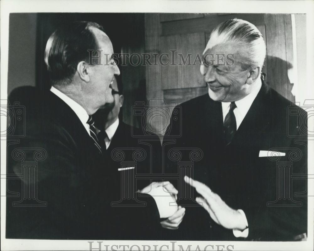 1967 Press Photo Hubert Humphrey Meets Chancellor Kissinger - Historic Images