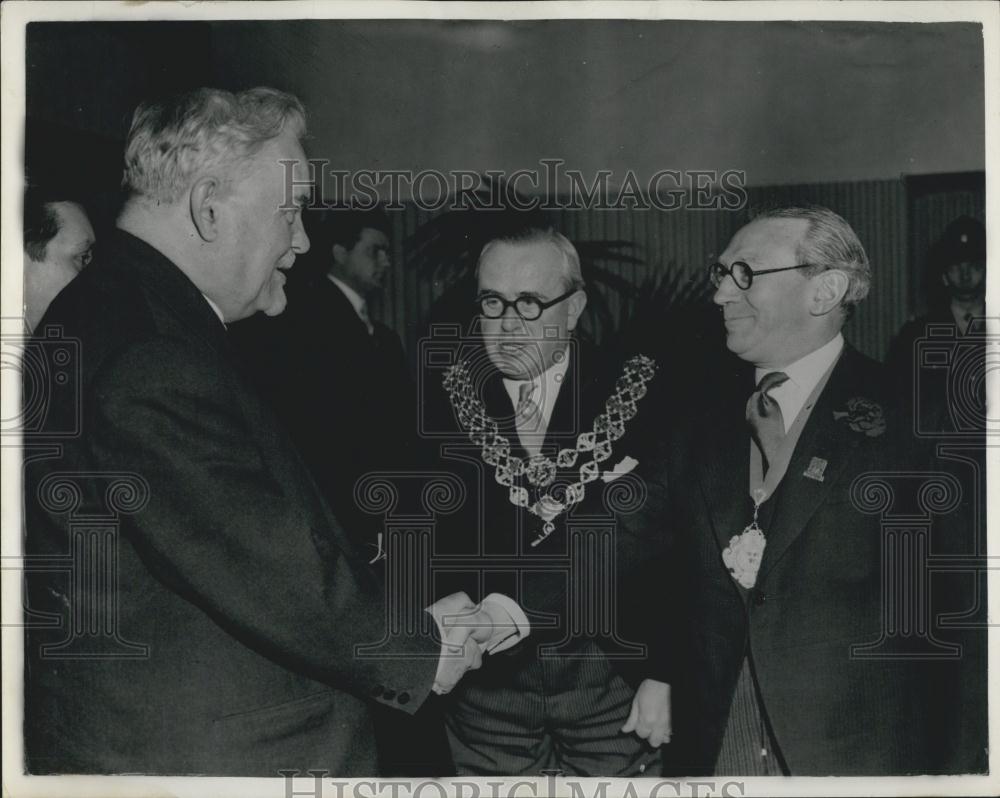 Press Photo Bulganin and Kruschev visit the British Industries Fair - Historic Images