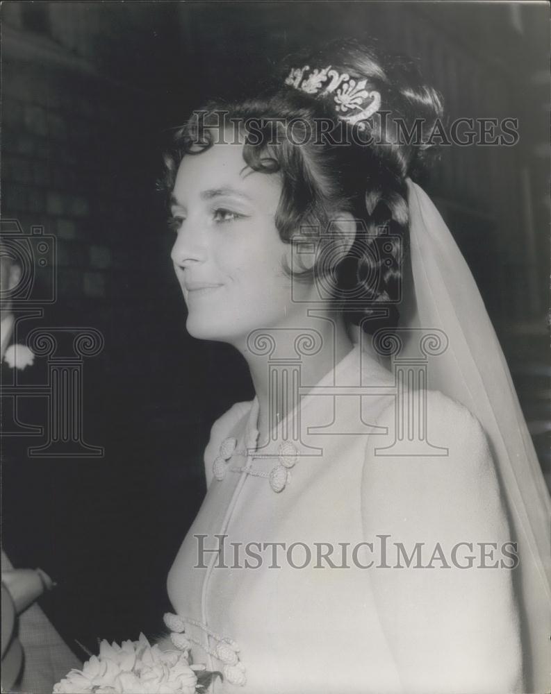 1967 Press Photo Lady Rachel Pakenham marries Kevin Billington - Historic Images