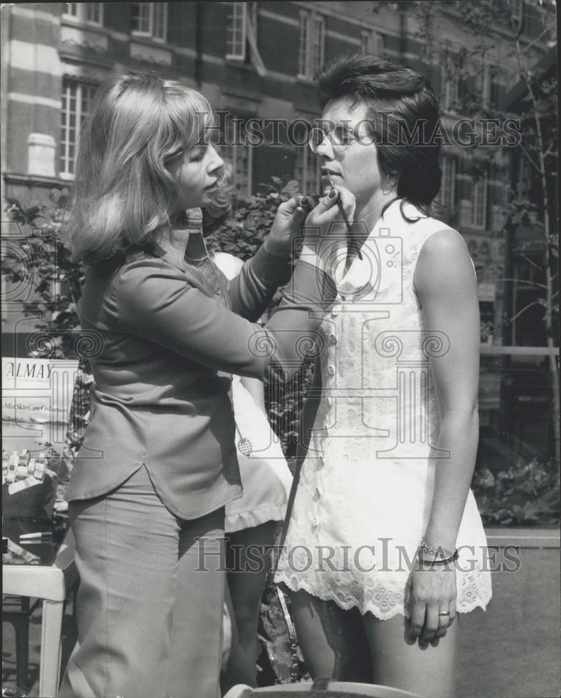 1974 Press Photo Billie Jean King, Tennis Fashion - Historic Images
