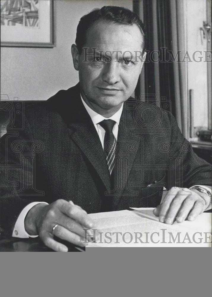 1960 Press Photo Heinrich Barth, New advisor of the Federal Chancellor - Historic Images