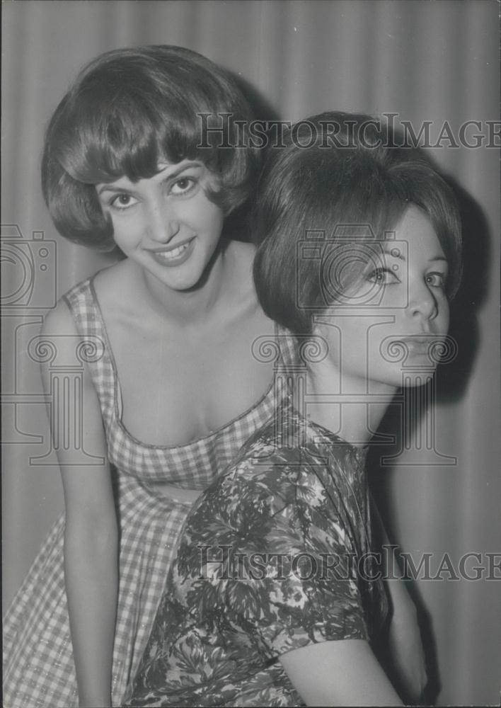 1960 Press Photo Claude Arnold 18 Year Old Starlet Launches New Hairstyle - Historic Images