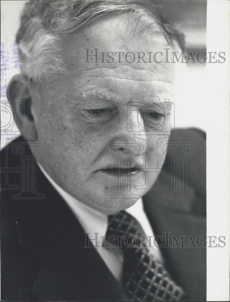 Press Photo Frank Crean, Whitlam cabinet - Historic Images