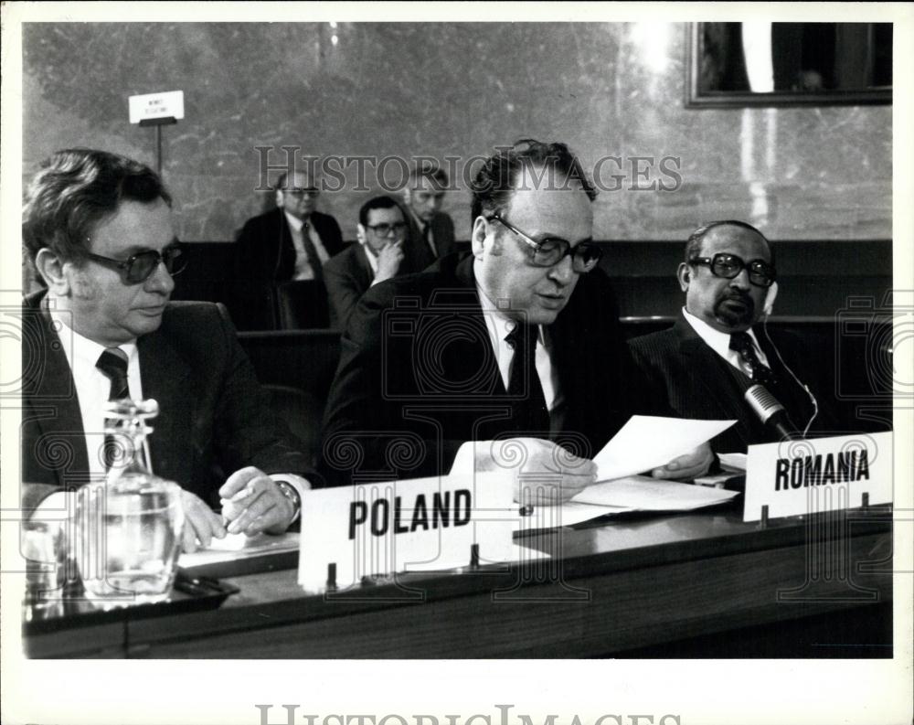 1982 Press Photo United Nations, Geneva,The Committee on Disarmament - Historic Images