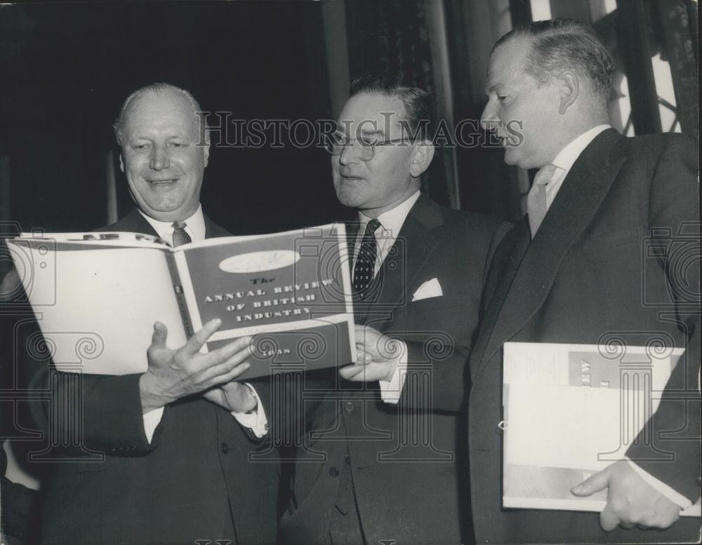 1958 Press Photo Foreign Secretary Selwyn Lloyd British Industry Review - Historic Images