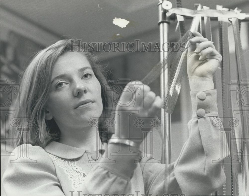 1975 Press Photo Miss Patricia Hodgson,TV producer and journalist, - Historic Images